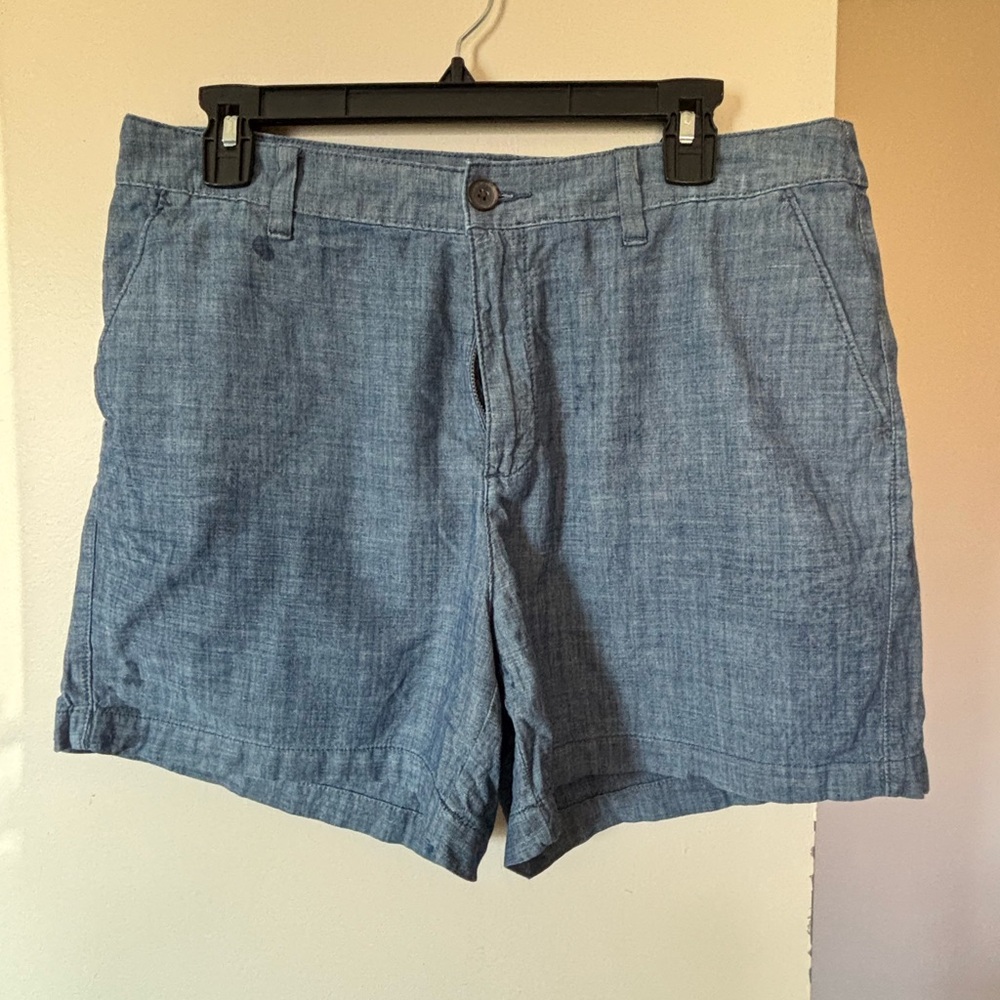 a new day Men's Light Blue Chambray Flat Front Shorts